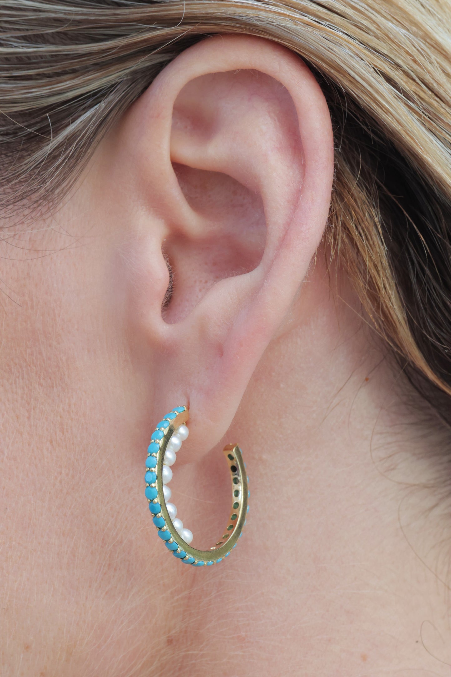 Feirouz & Pearls - the earrings