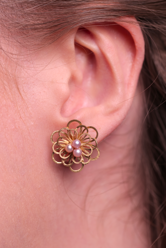 Tangled Flowers Earrings - Pink Pearls